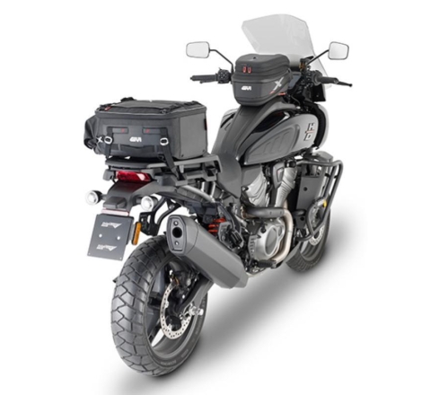 Borsa Givi XL02b cargo roll-top da sella water resistant, estensibile da 25 a 35 lt.