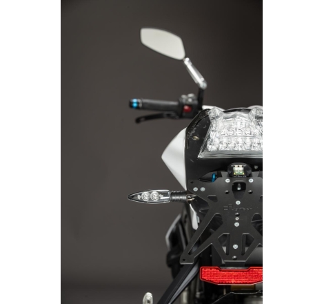 Kit Portatarga Lightech Regolabile Bmw con luce targa e Catadiottro