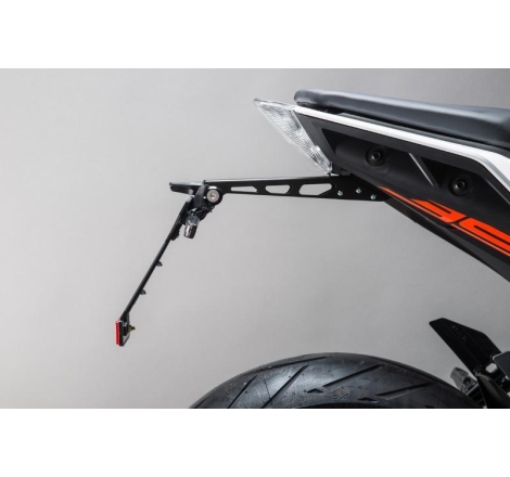 Kit Portatarga Lightech Regolabile Kawasaki con luce targa e Catadiottro