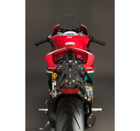 Kit Portatarga Lightech Regolabile Ducati con luce targa e Catadiottro