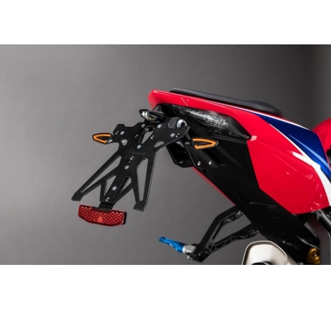 Kit Portatarga Lightech Regolabile Honda con luce targa e Catadiottro