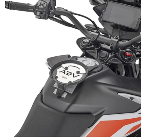 Flangia Givi BF51 per Borsa Serbatoio Tanklock e Tanklocked Ktm